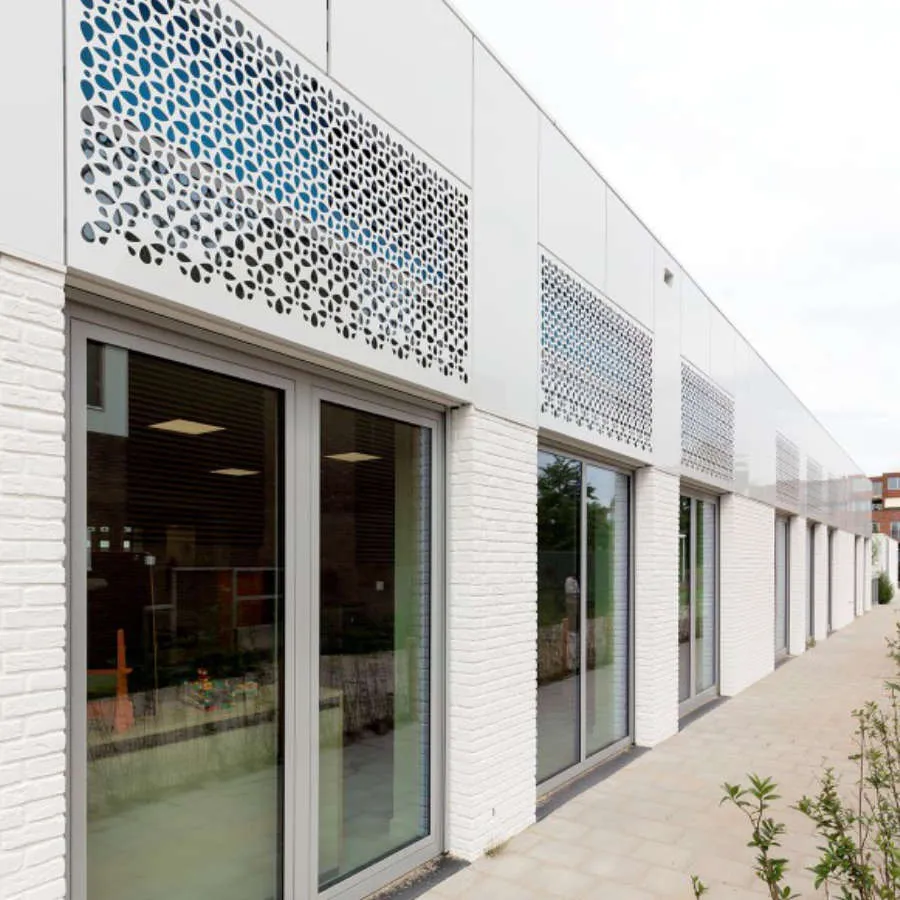Aldowa 14 Aluminum Composite Facade by Aldowa
