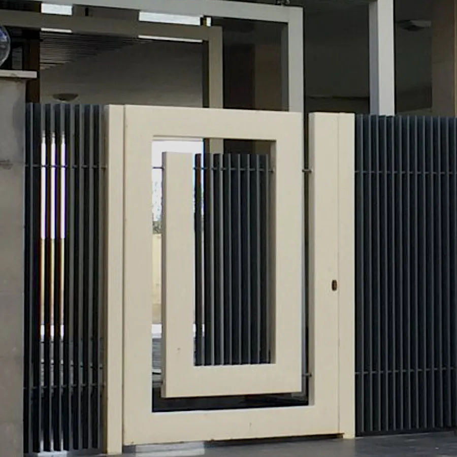 Deorative Steel Door by Glassinum