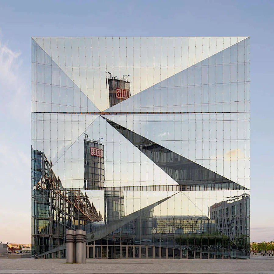 Glastroesch 13 Glass Facade by Glastroesch