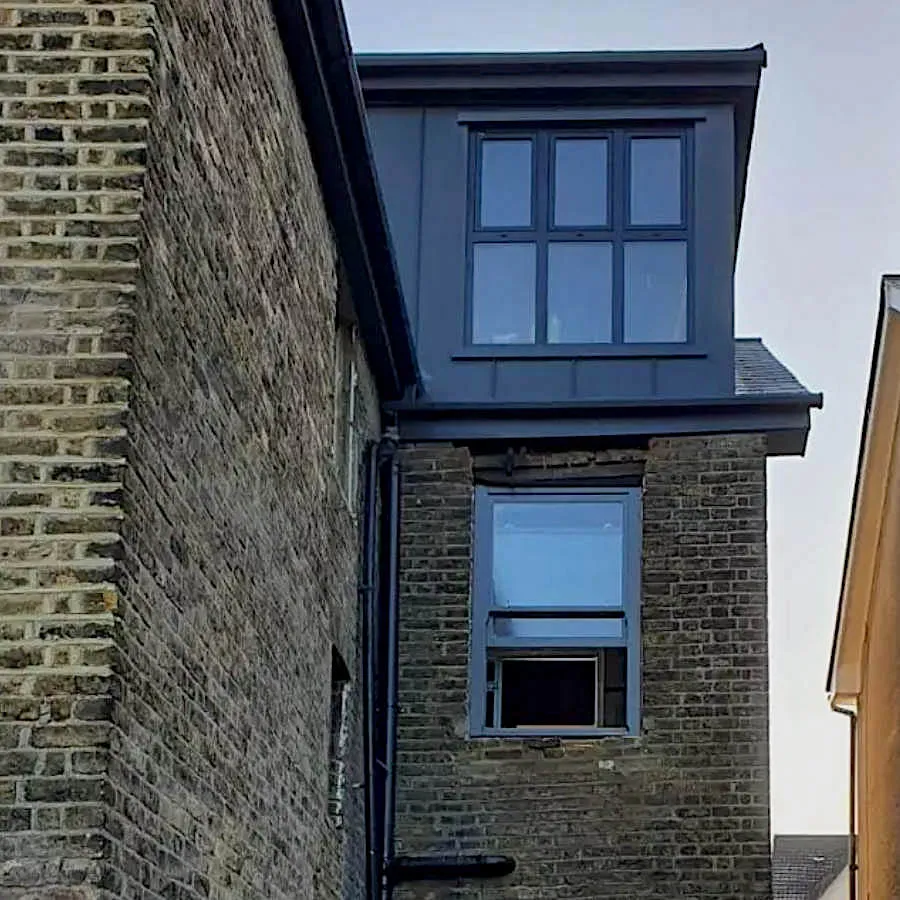 Polishinterior 15 Polishinterior Dark Sash and Aluminum Windows